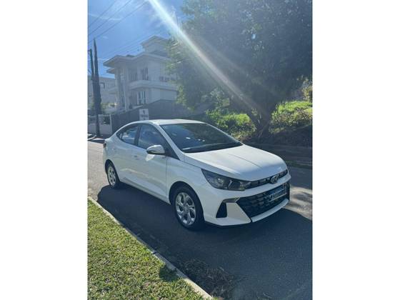 HYUNDAI HB20S 1.0 12V FLEX COMFORT PLUS MANUAL HYUNDAI HB20S 1.0 12V FLEX COMFORT PLUS MANUAL
